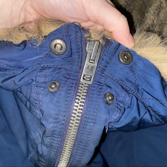 💕AE | Blue Puffer Jacket - Picture 6 of 12